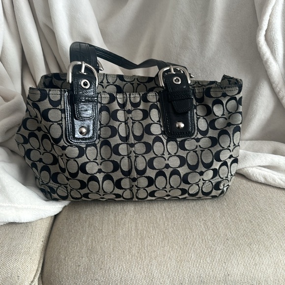 Used Coach bag - Picture 3 of 6